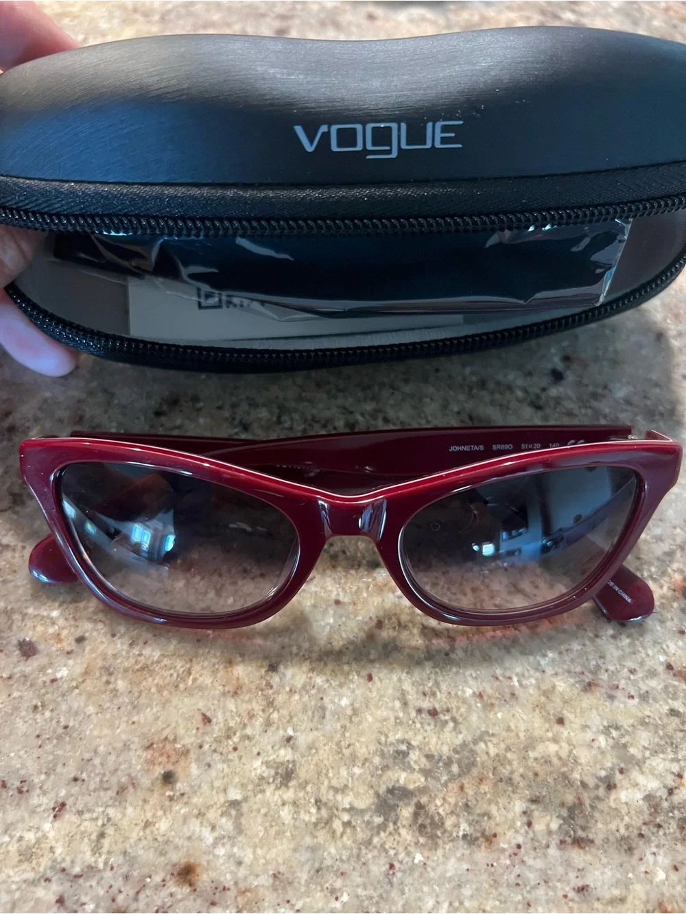 kate spade Burgundy Cat-Eye Sunglasses with Green and Teal Cases
